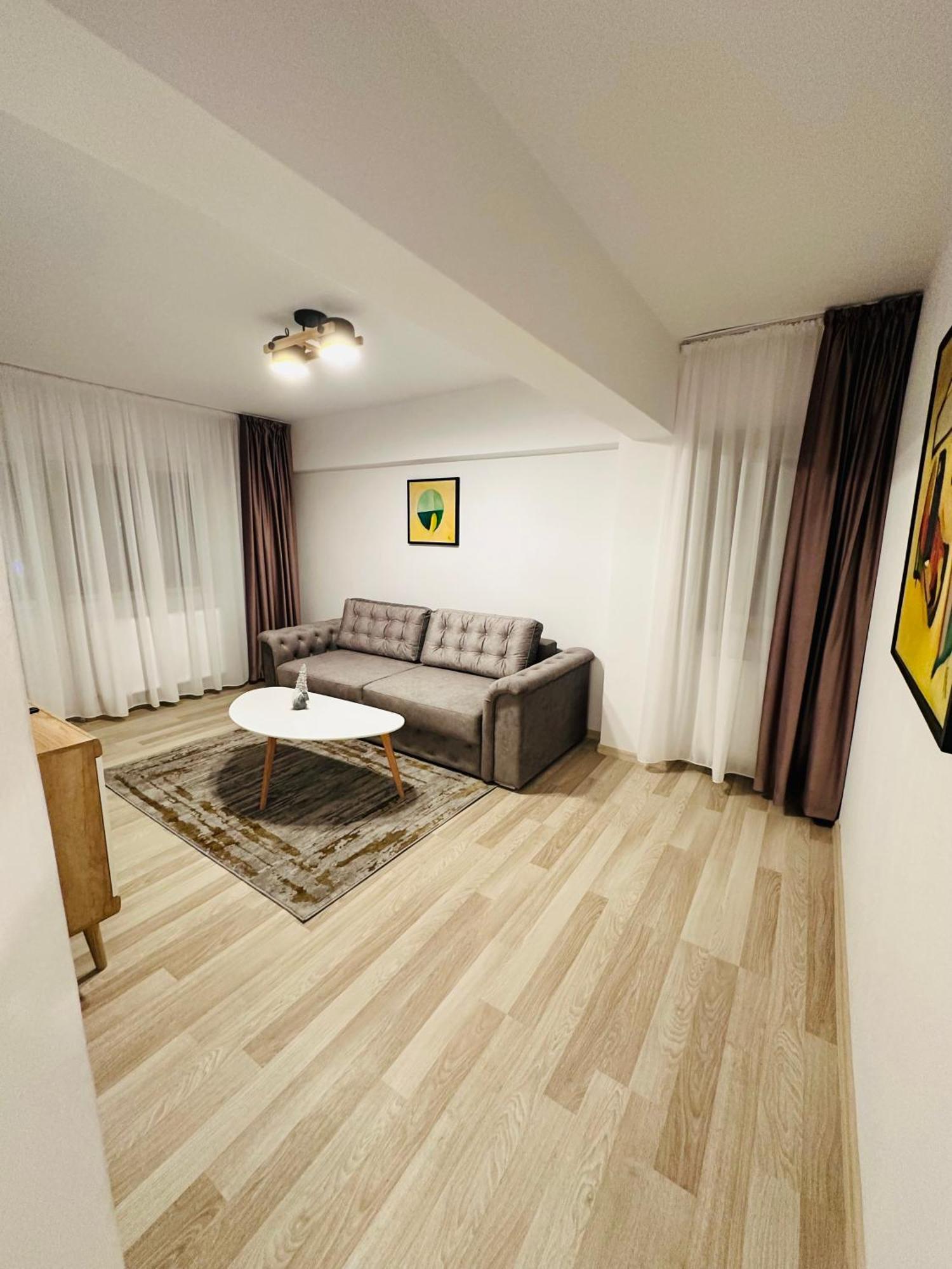 Apartament Patrick 古拉哈莫卢洛伊 外观 照片
